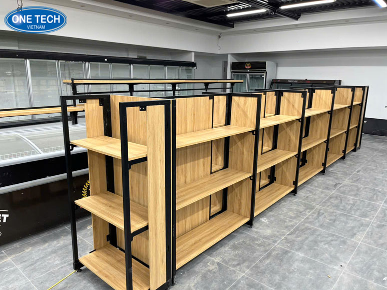 Mẫu kệ trưng bày gạo đẹp, thu hút tại cửa hàng bán lẻ Kệ trưng bày gạo thiết kế tối ưu cho không gian cửa hàng tạp hóa và siêu thị mini