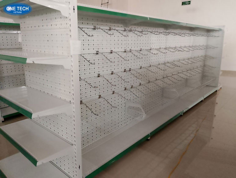 Kệ trưng bày khẩu trang tại One Tech, khung thép sơn tĩnh điện, giá rẻ, phù hợp siêu thị và nhà thuốc