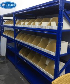 Kệ trung tải màu xanh nâng tầm không gian lưu trữ
