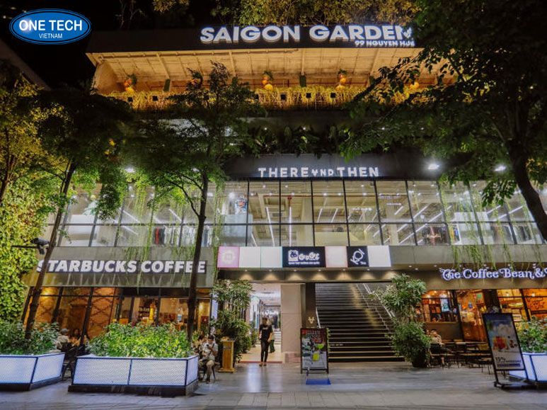 Mặt tiền Sài Gòn Garden với không gian xanh mát giữa phố đi bộ Nguyễn Huệ, Quận 1