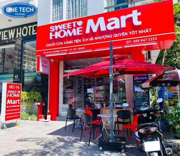 Khuôn viên Sweet Home Mart Quy Nhơn - Siêu thị lớn với không gian mua sắm và khu ăn uống tiện lợi tại trung tâm thành phố